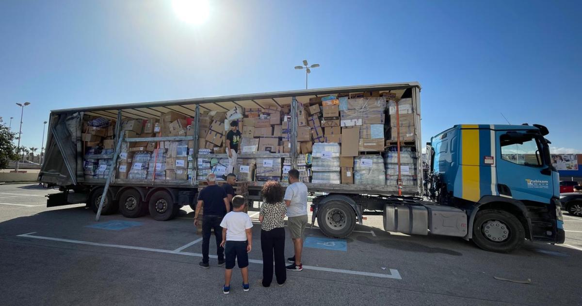 Solidarity in Torrevieja: 78,000 kilos of aid for those affected by DANA