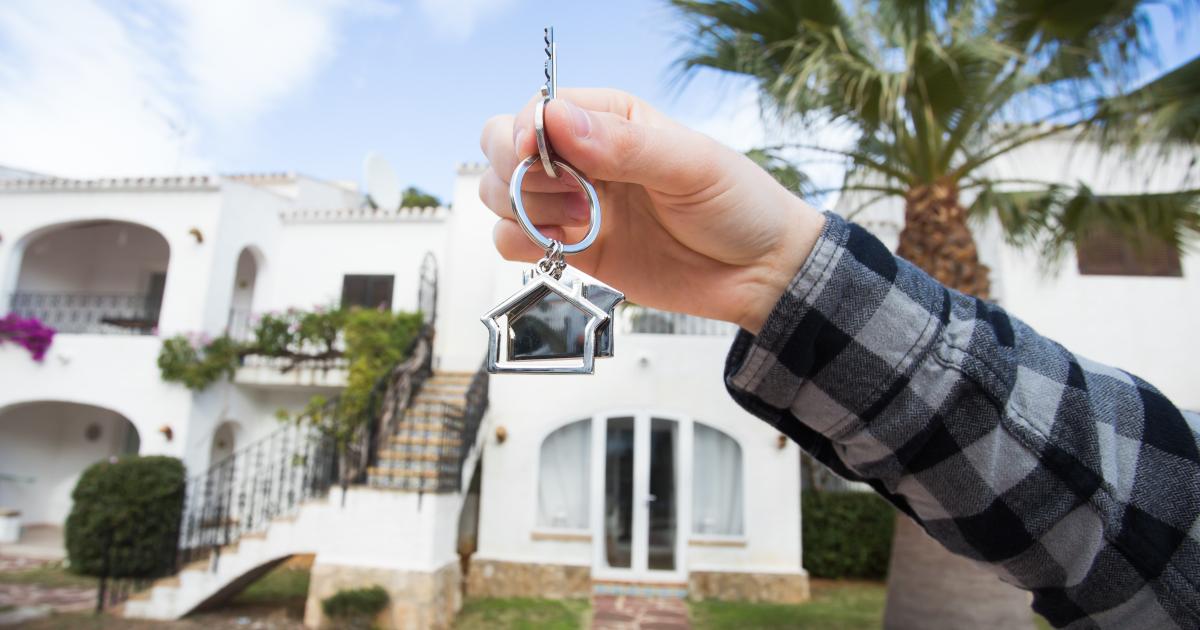 Short-term and car rental obligations in Spain: new regulations for guest registration and platform changes